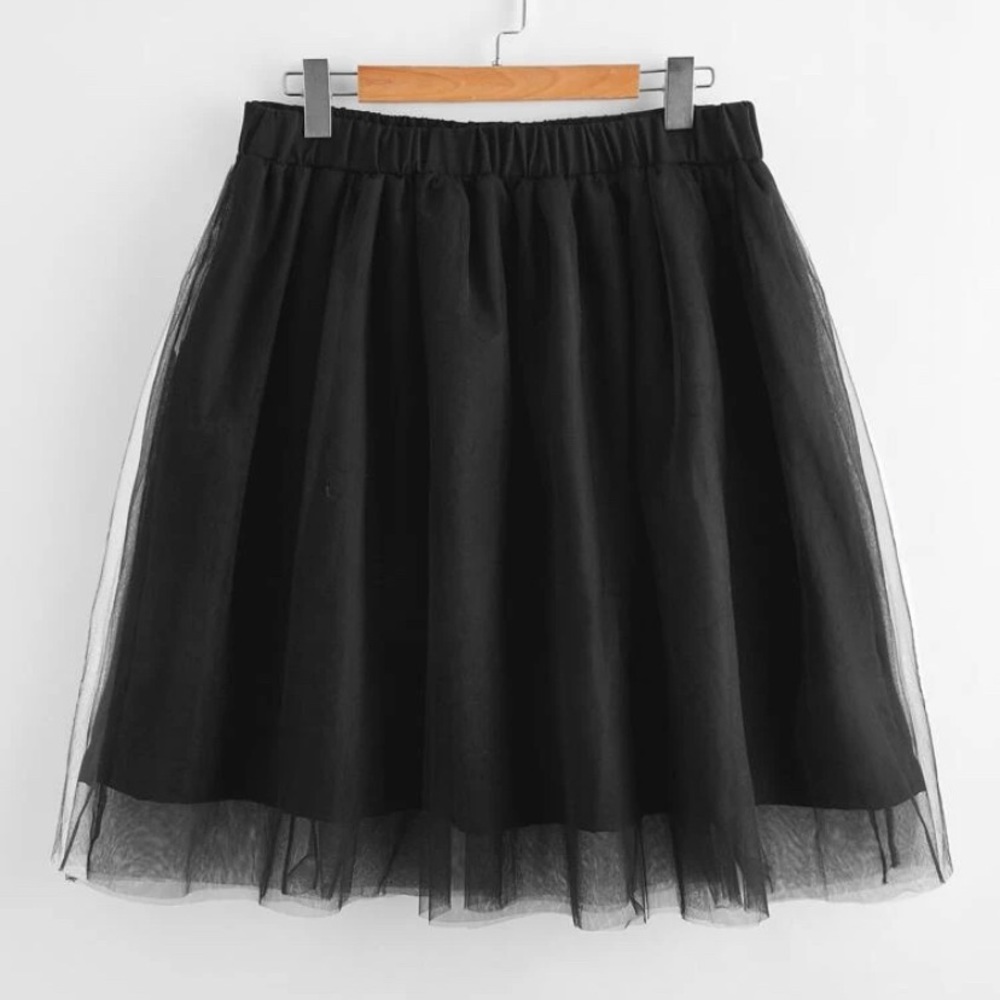 SHEIN Black Tulle Overlay Elastic Skirt